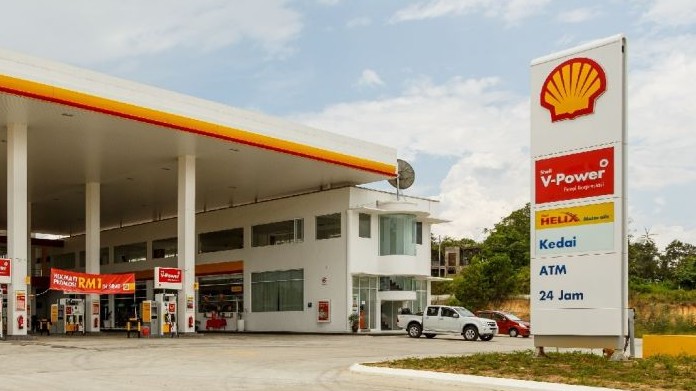 Shell: arrivano le colonnine per le auto elettriche nei distributori di carburante