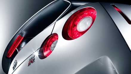 Nissan GT-R 2010, prime immagini