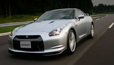 Nissan GT-R 2010, prime immagini