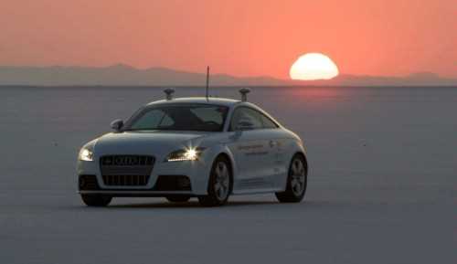 Audi TTS si guida da sola