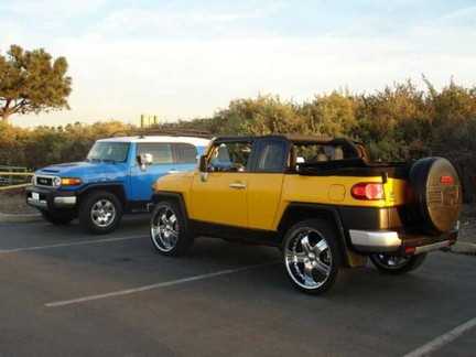 Toyota FJ Cruiser Cabriolet by Newport Convertible Engineering