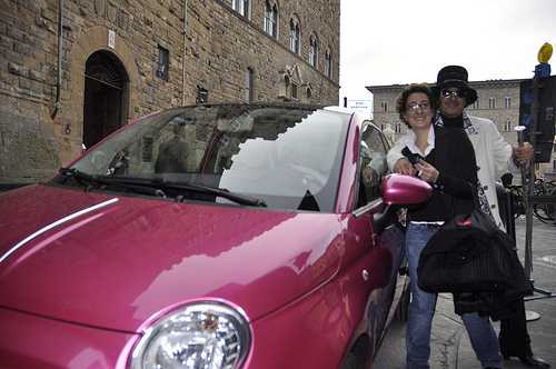 Fiat 500 Barbie battuta a 20.000 euro