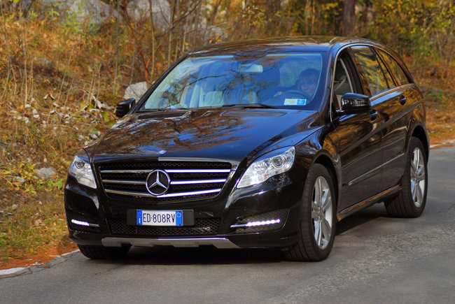 Mercedes Classe R 2011 nuove immagini