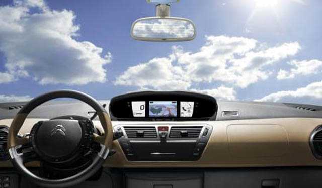Citroen Grand C4 Picasso Model Year 2011