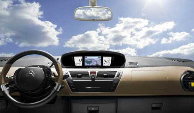 Citroen C4 Picasso Model Year 2011