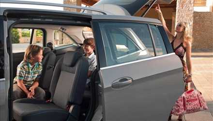 Ford C-Max 7 Model Year 2011