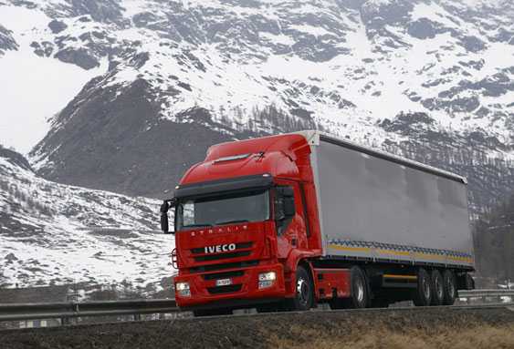 Iveco Stralis: foto interni ed esterni