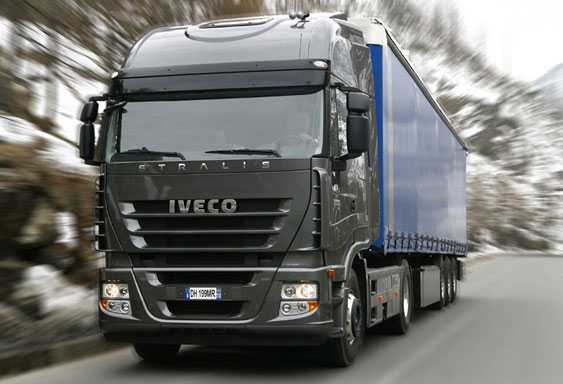 Iveco Stralis: foto interni ed esterni