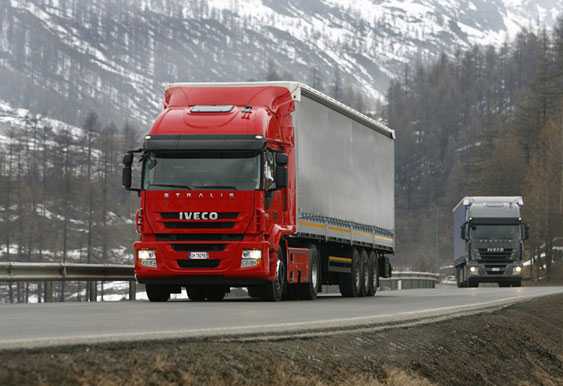 Iveco Stralis: foto interni ed esterni