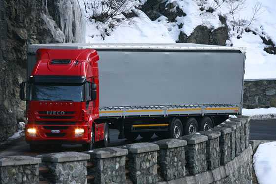 Iveco Stralis: foto interni ed esterni