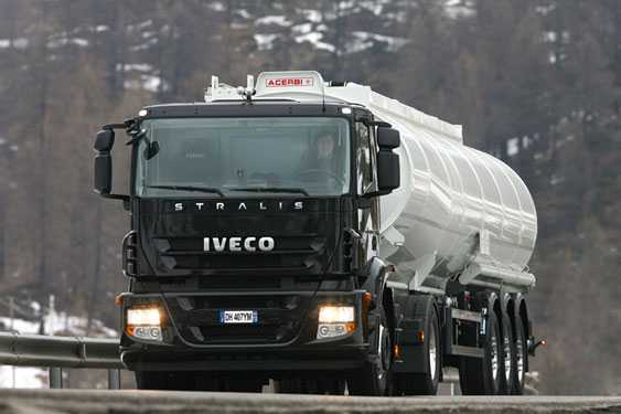 Iveco Stralis: foto interni ed esterni