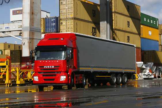 Iveco Stralis: foto interni ed esterni