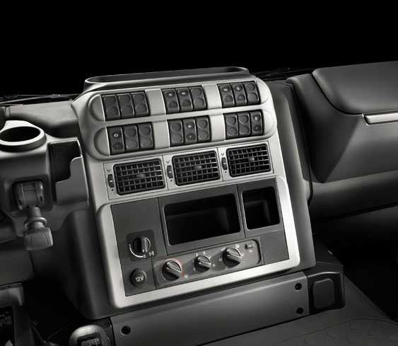 Iveco Stralis: foto interni ed esterni