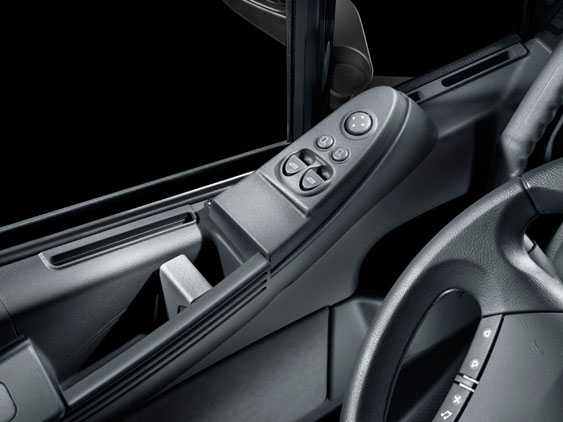 Iveco Stralis: foto interni ed esterni