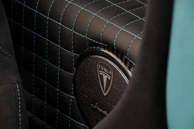 Tesla Roadster by Brabus