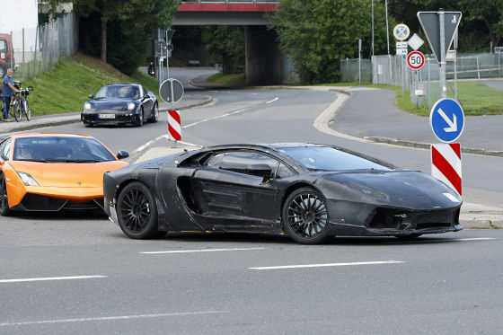 Lamborghini Aventador, tutte le immagini spia