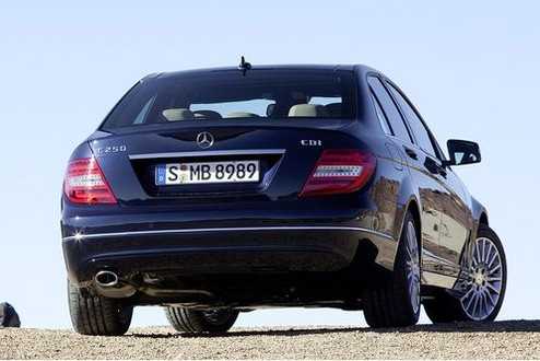 Mercedes Classe C Restyling 2011, prime immagini