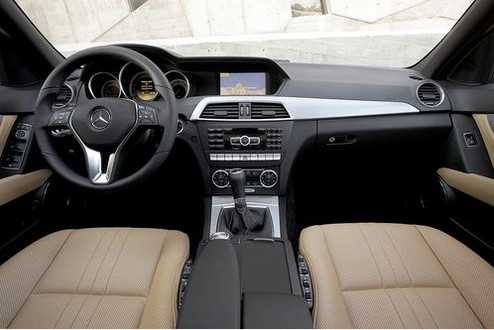 Mercedes Classe C Restyling 2011, prime immagini