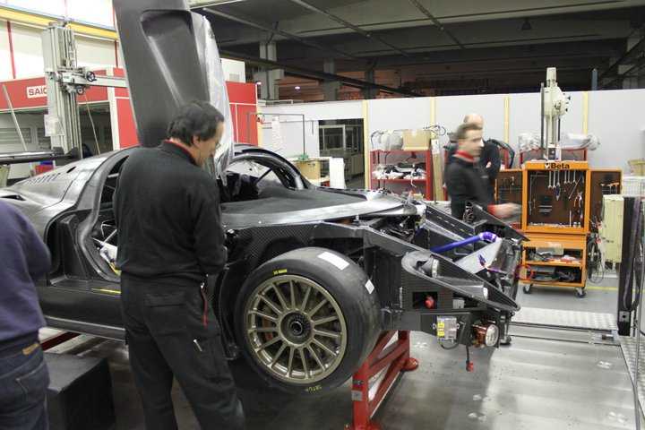 Ferrari P4/5 Competizione: la 24 Ore del 'Ring si avvicina