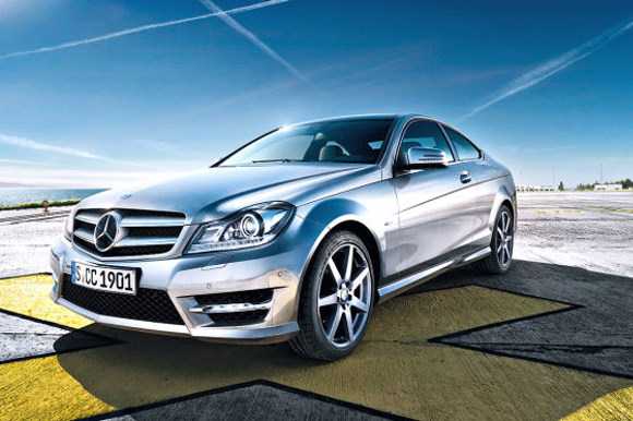 Mercedes Classe C Coupé 2011: prime immagini ufficiali