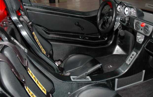 SLC K300: microcar in fibra di carbonio