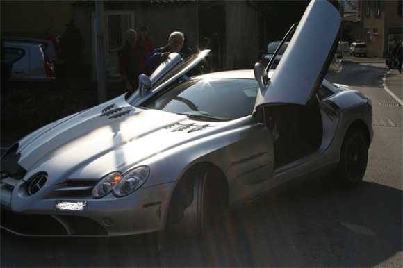 Mercedes McLaren SLR incidentata