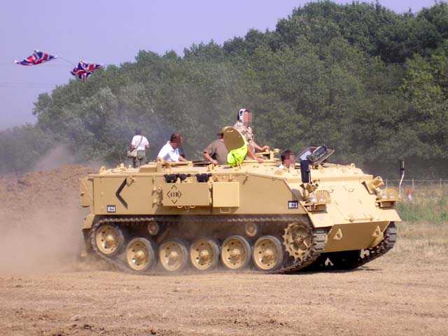 FV 432