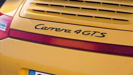 Porsche 911 Carrera 4 GTS
