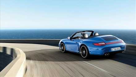 Porsche 911 Carrera 4 GTS