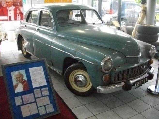 All'asta le auto di Karol Wojtyla