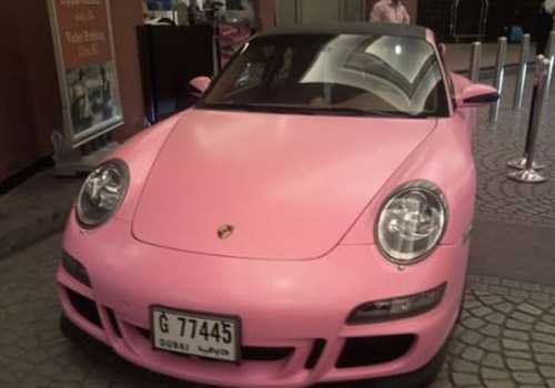 Supercar color rosa