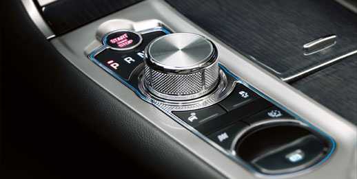 Jaguar XF 2012, nuove foto ufficiali