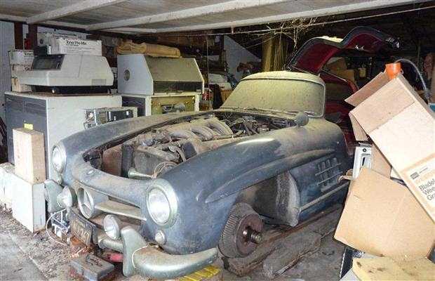 Mercedes 300 SL Gullwing ritrovata in un garage