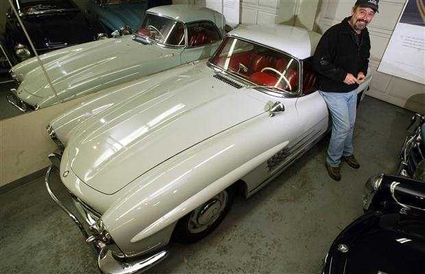 Mercedes 300 SL Gullwing ritrovata in un garage