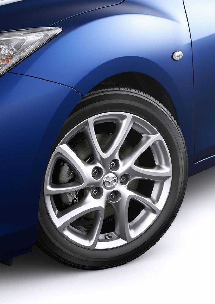 Mazda 3 facelift 2012