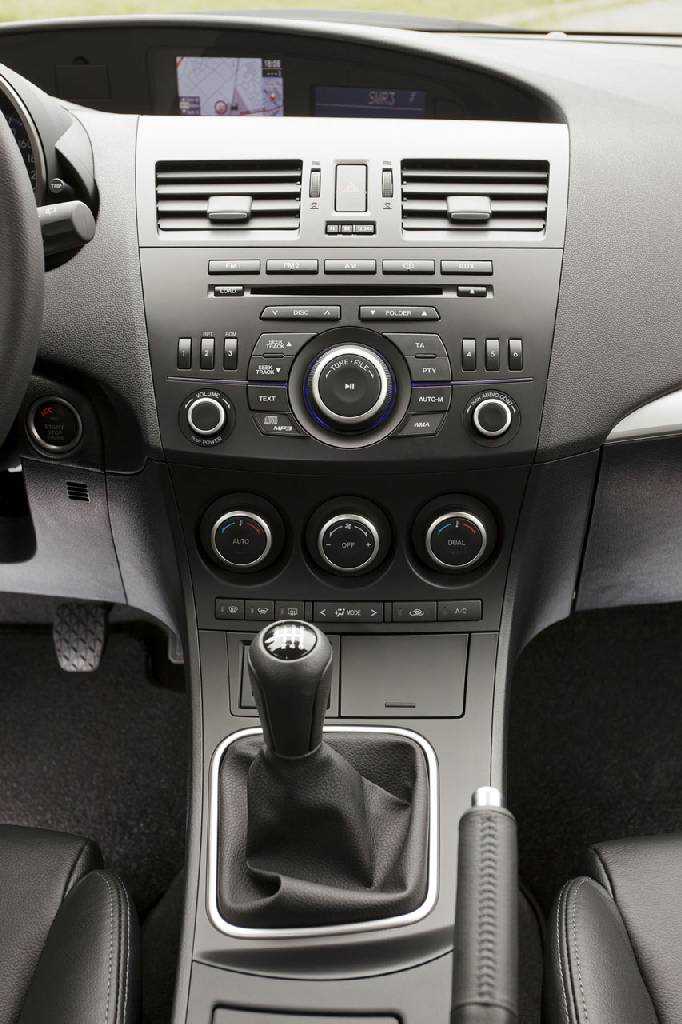 Mazda 3 facelift 2012