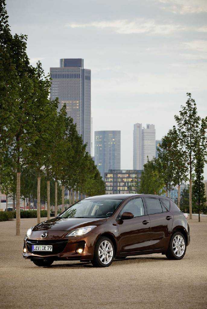 Mazda 3 facelift 2012