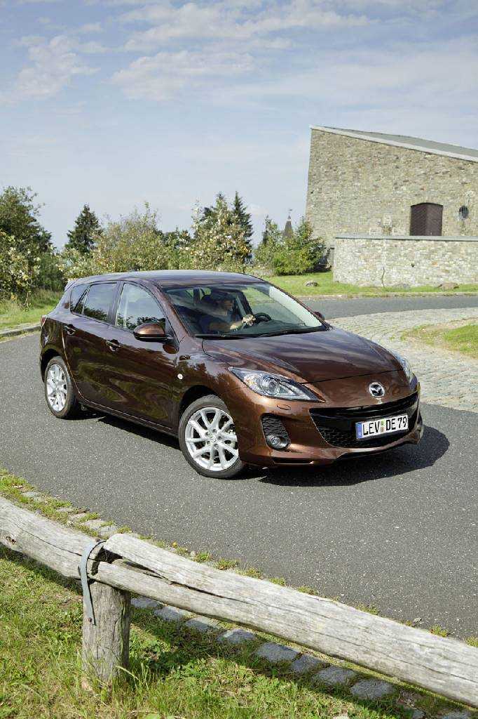Mazda 3 facelift 2012