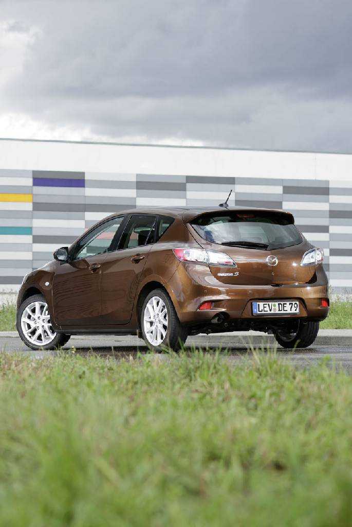 Mazda 3 facelift 2012