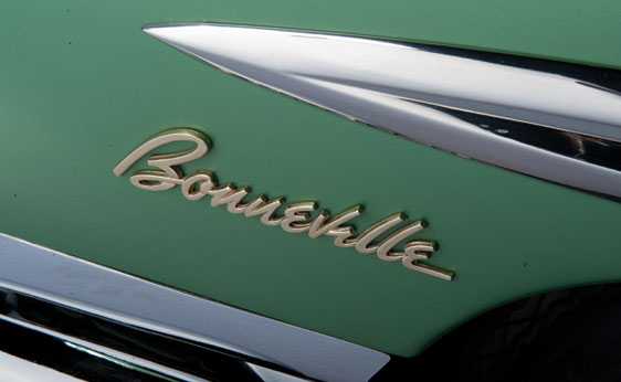 Pontiac Bonneville Super Deluxe Sport Coupe 1958