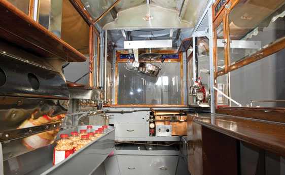 Collezione Milhous: auto e strumenti