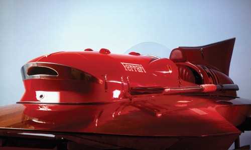 Arno XI: la barca firmata Ferrari