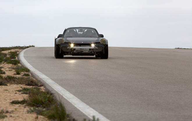 Porsche 918 Spyder in pista a Nardò