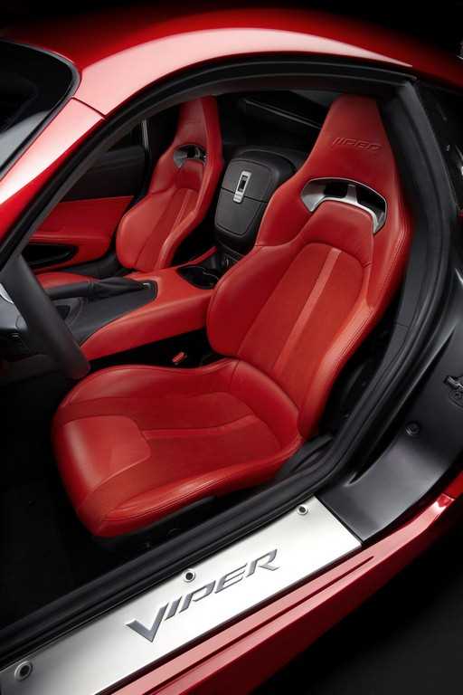 SRT Viper GTS