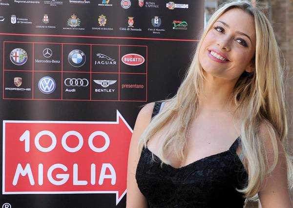 Martina Stella madrina Mille Miglia 2012