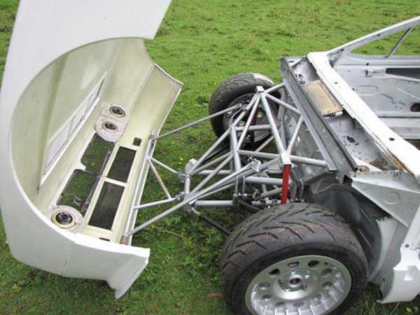Lancia 037: come si costruisce una replica perfetta
