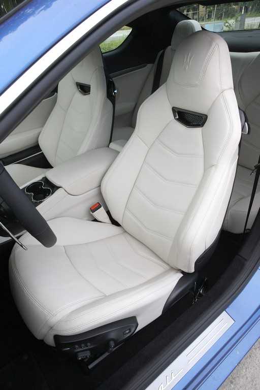 Maserati GranTurismo Sport in prova