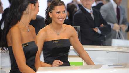 Ragazze Parigi 2012