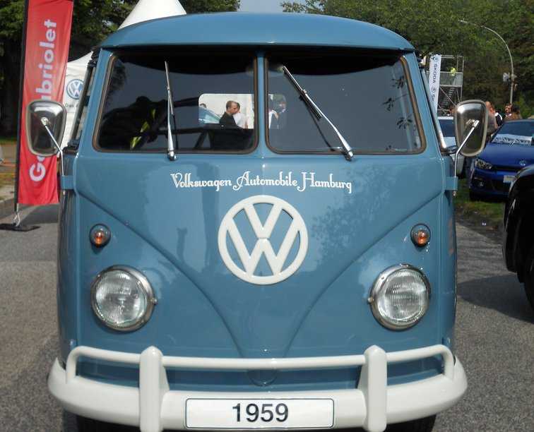 Volkswagen Bulli: la storia dal 1950 al 2012