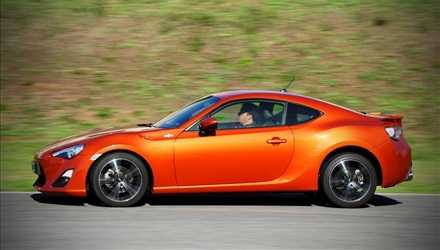 Toyota GT86: la prova in pista